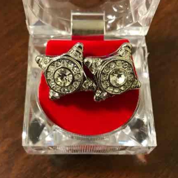 Round Square Hip Hop Iced Bling Earring - Picture 1 of 1